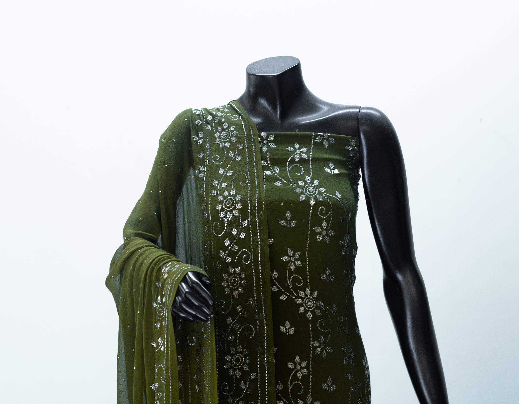 Gulro | Chiffon Kamdani