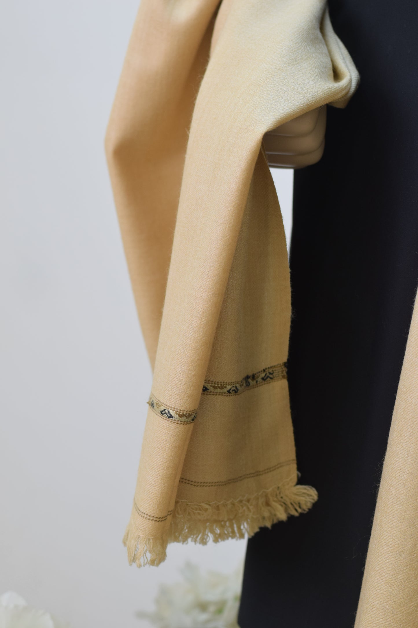 Acrylic Pashmina Jaamawaar