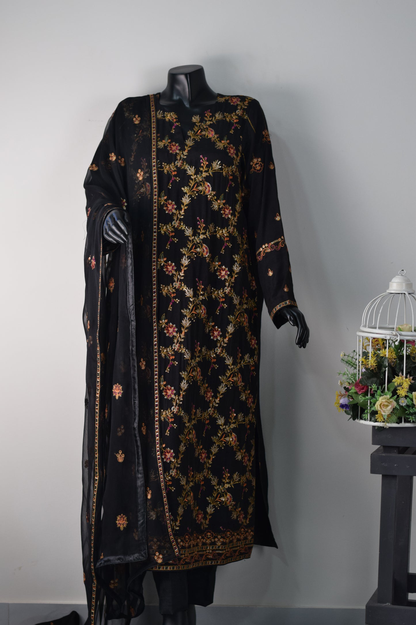 Naurutun by NUR – Ready to Wear