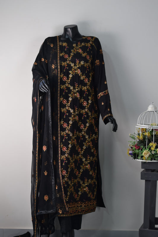 Naurutun by NUR – Ready to Wear