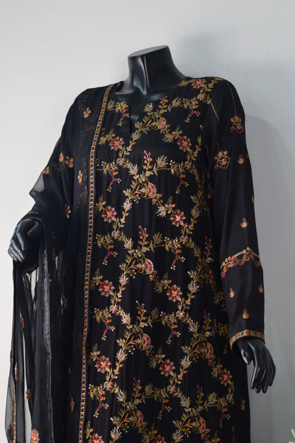 Naurutun by NUR – Ready to Wear