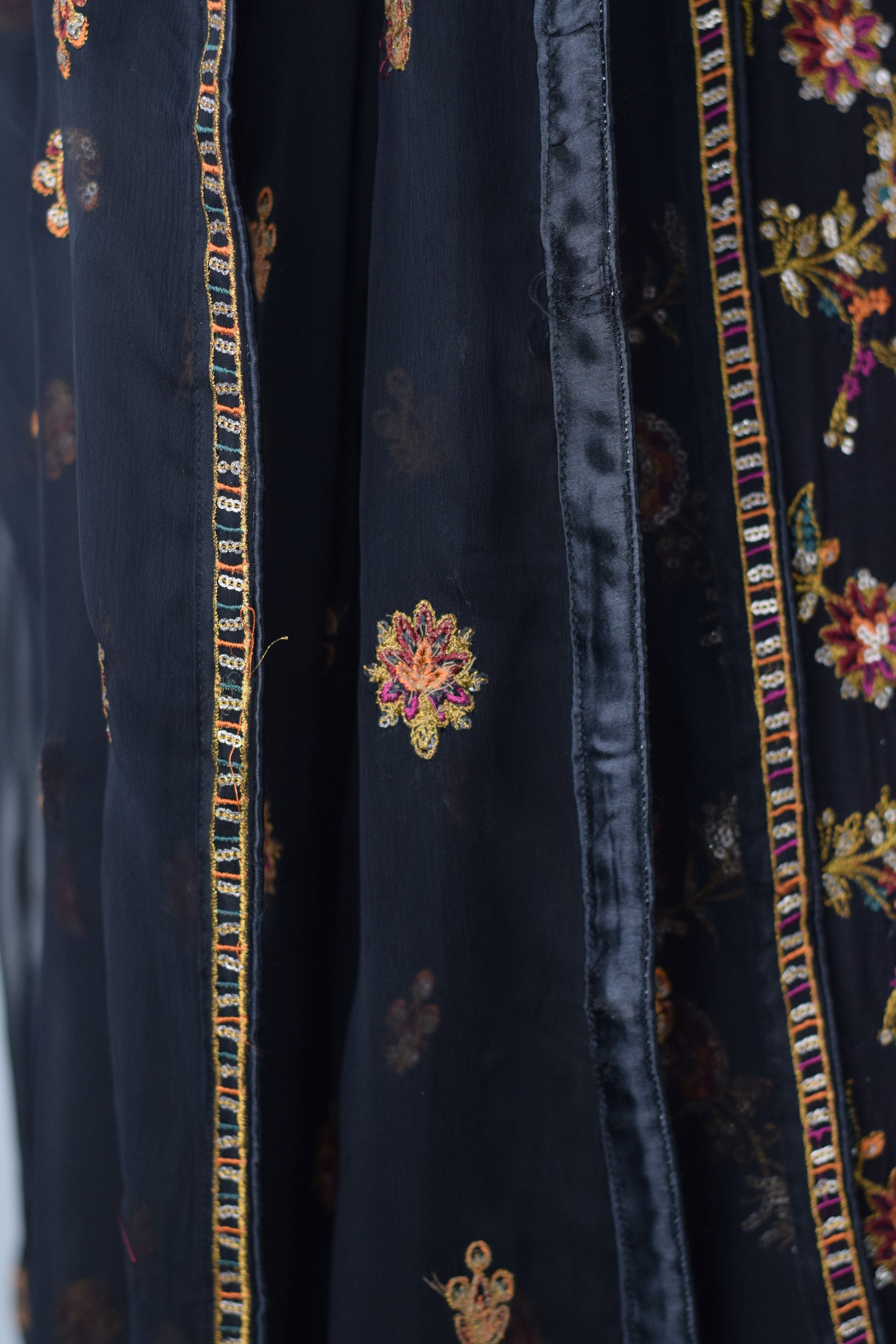 Naurutun by NUR – Ready to Wear