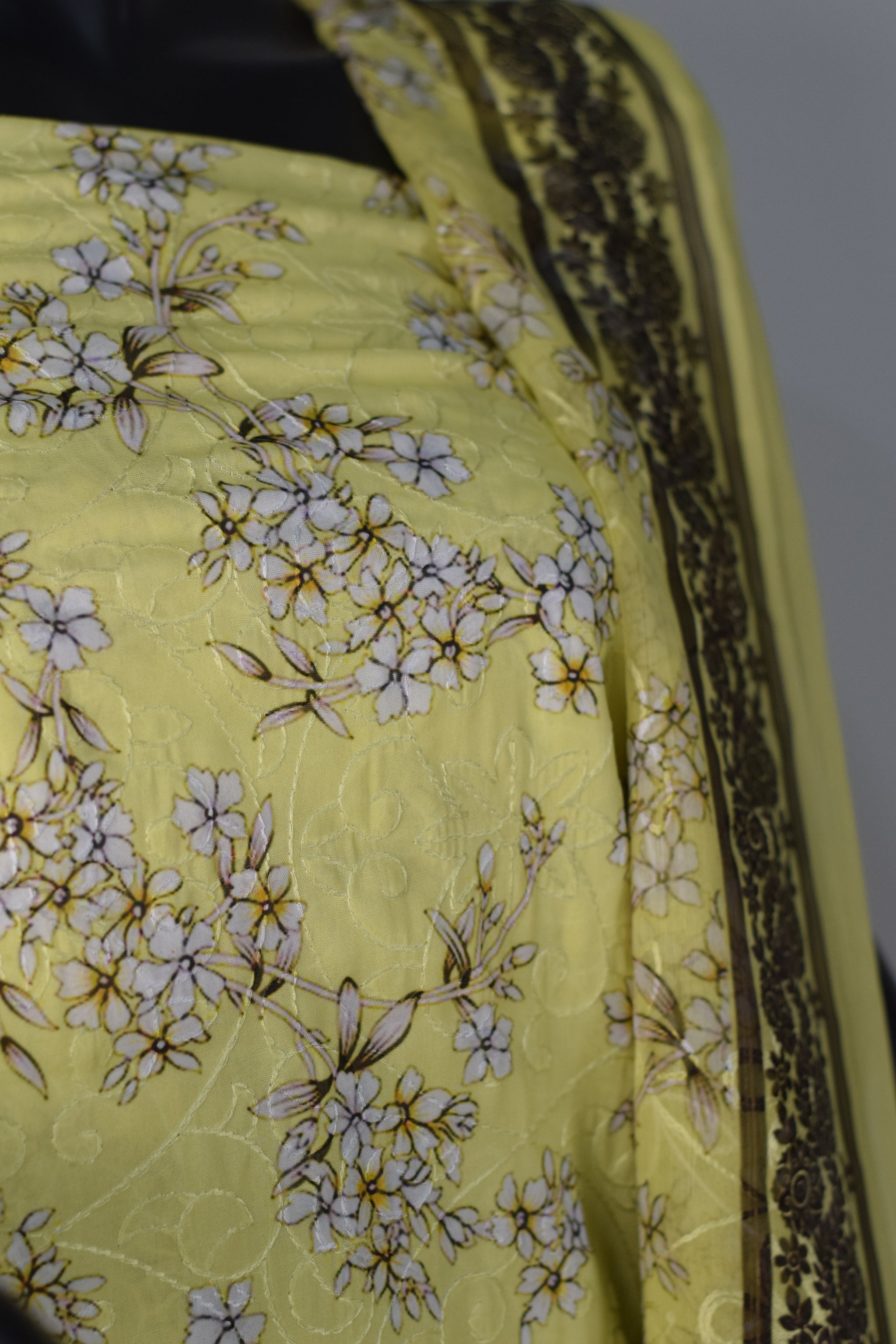 Printed lawn