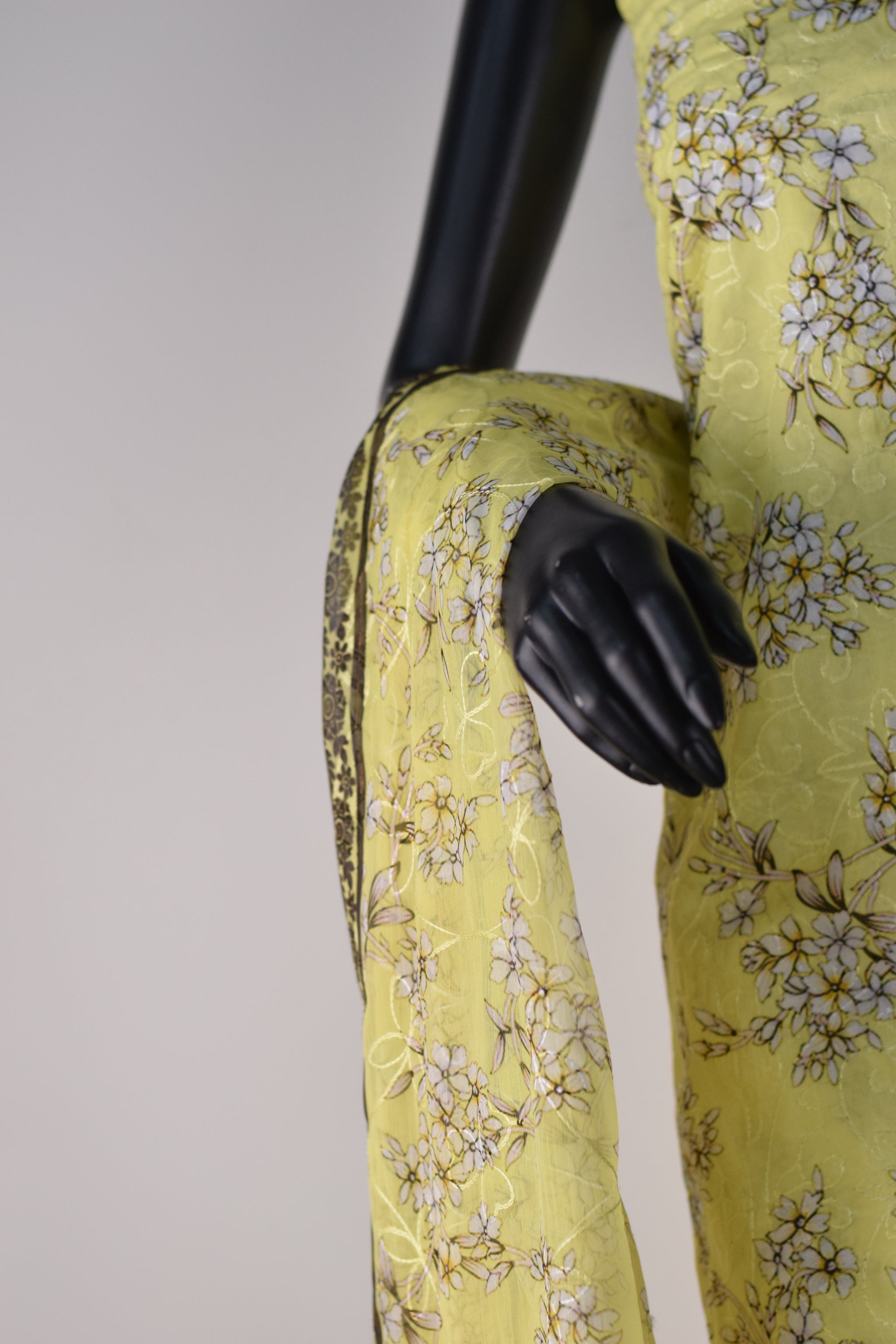 Printed lawn