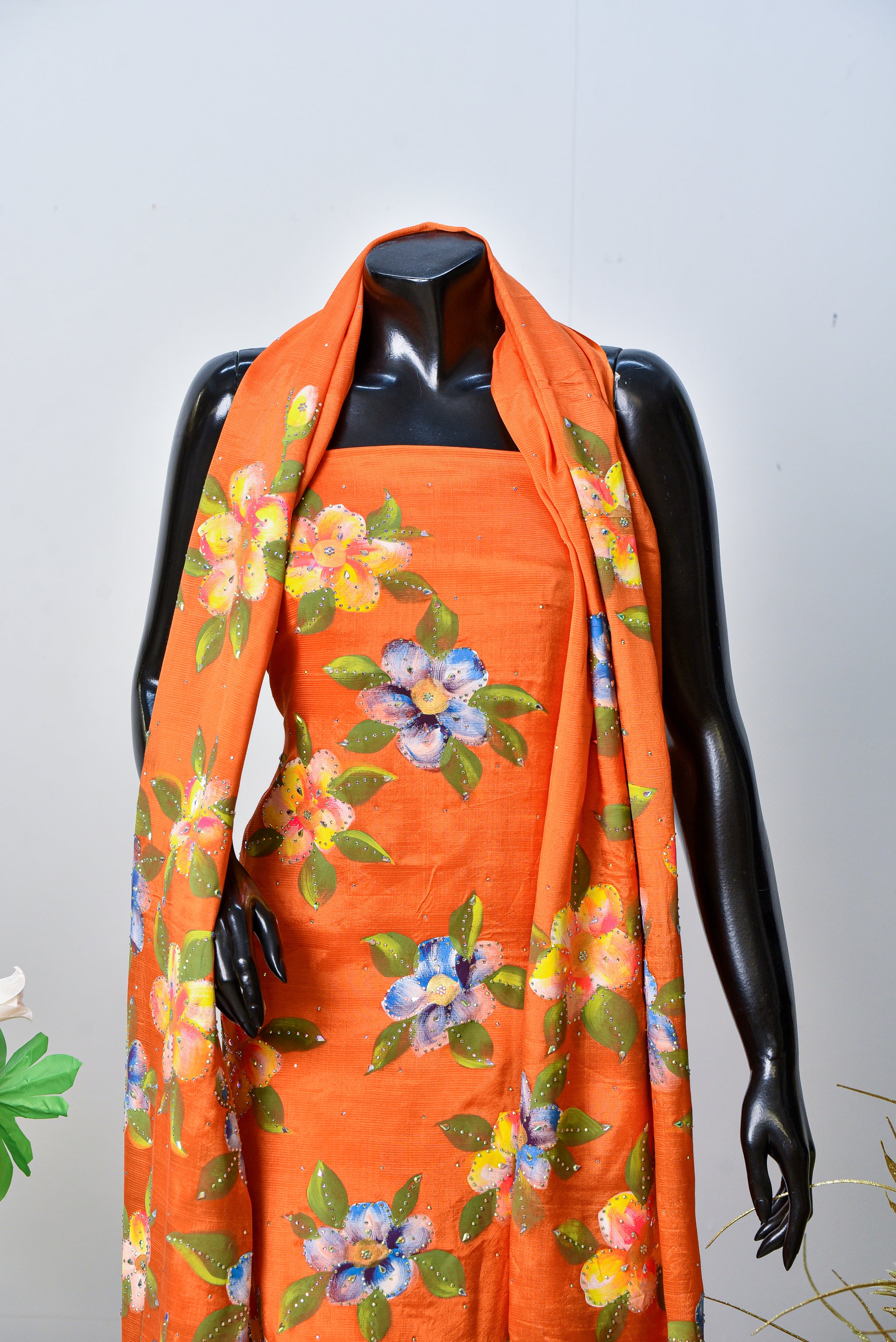Naqsh-e-Nazuk | Raw Silk With Stone Work