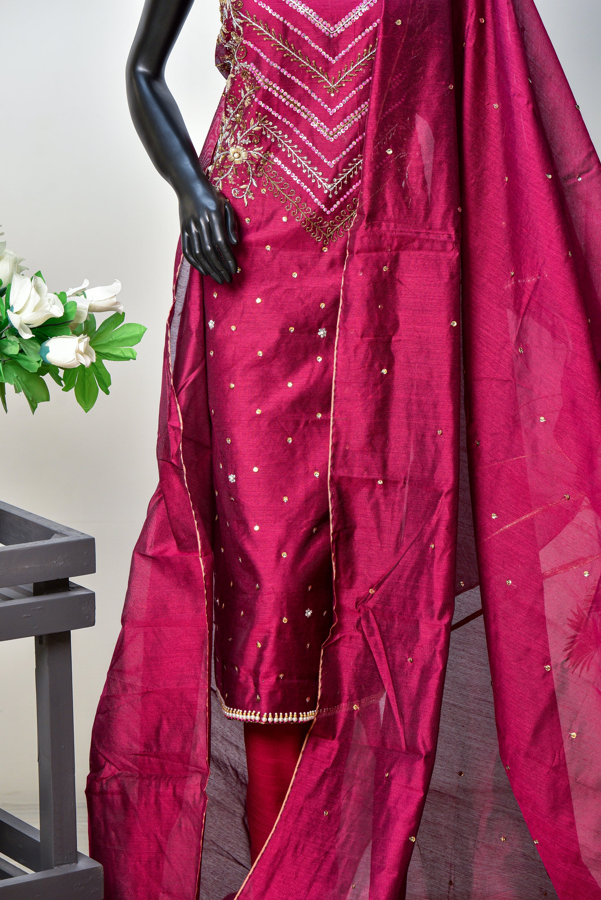 Dhaani Raat | Antique Hand Work & Mirror Silk Trouser