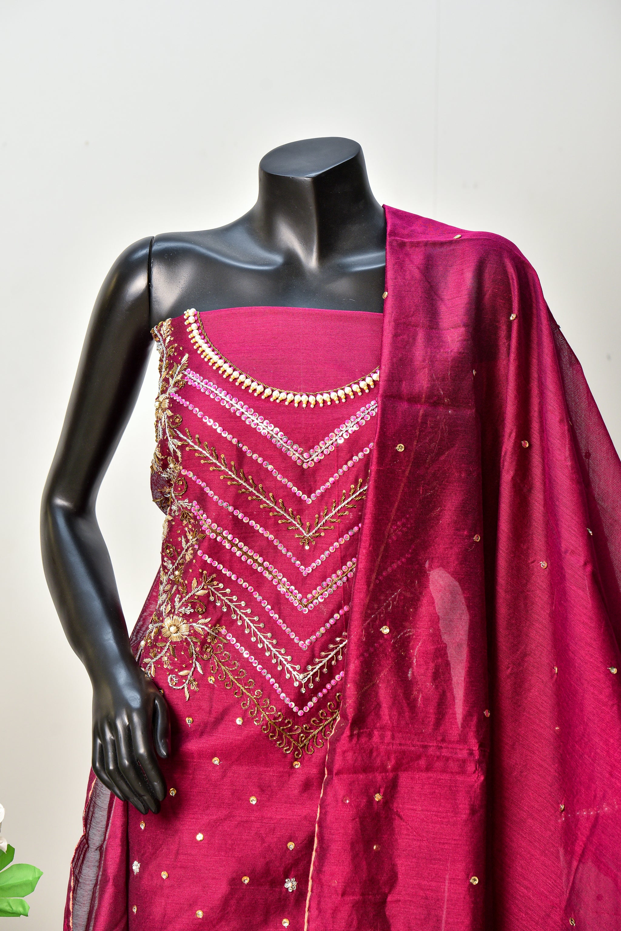 Dhaani Raat | Antique Hand Work & Mirror Silk Trouser