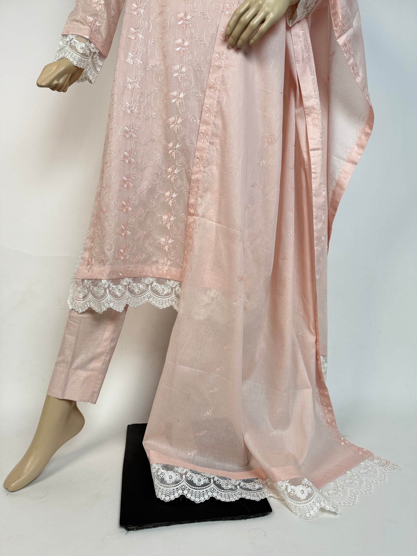Portia ChikanKari Lawn | Powder Pink Chikankari 3-Piece Unstitched Luxury Lawn