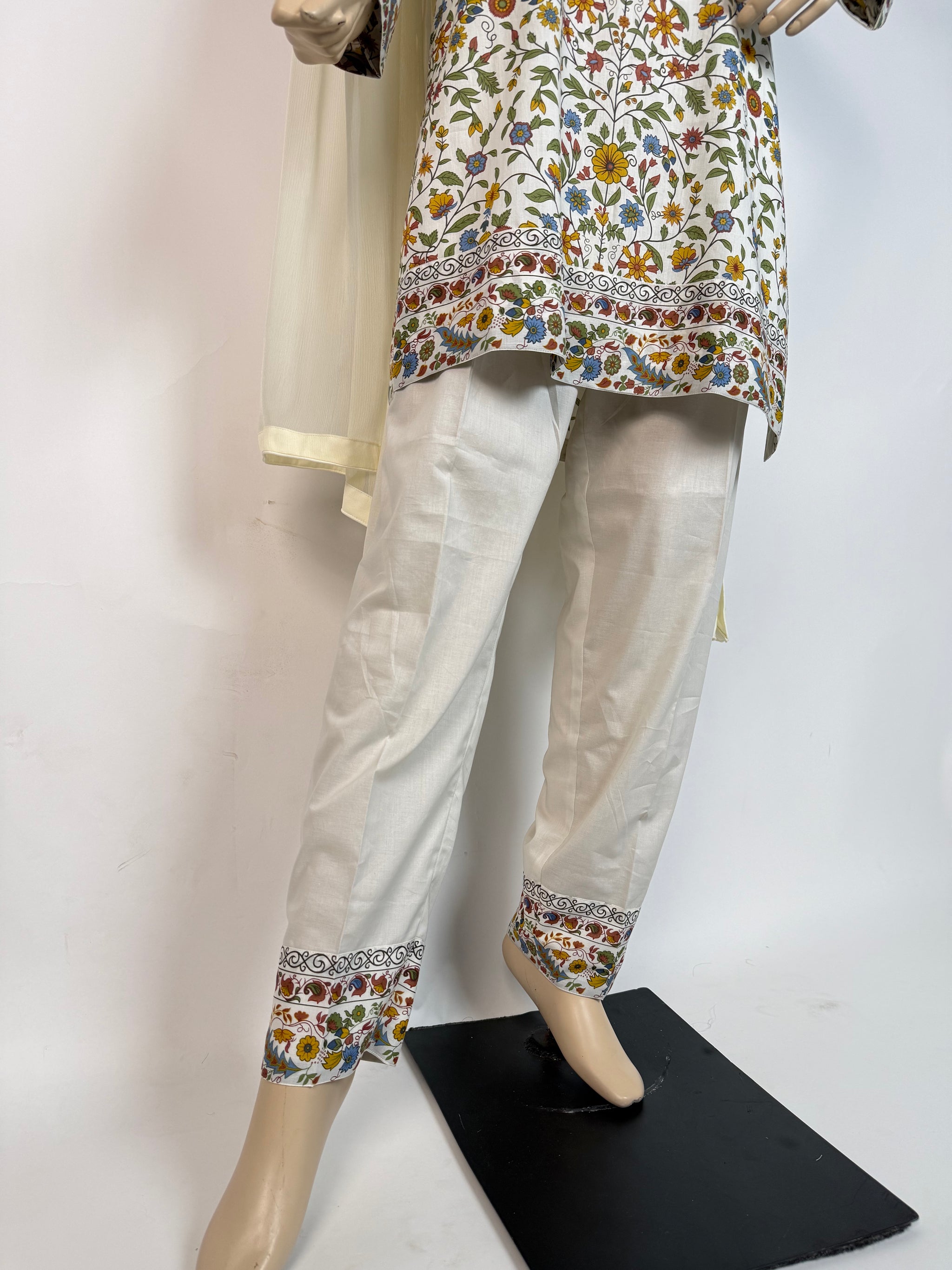 Portia Lawn | Ivory Meadow Floral 3-Piece Unstitched Lawn with Applique Dupatta