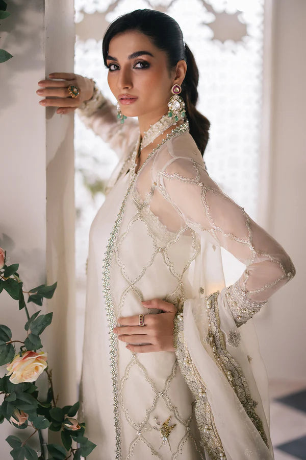 LEIYN (ZC24-02) | Zaha Gossamer '24 | Zaha by Khadija Shah