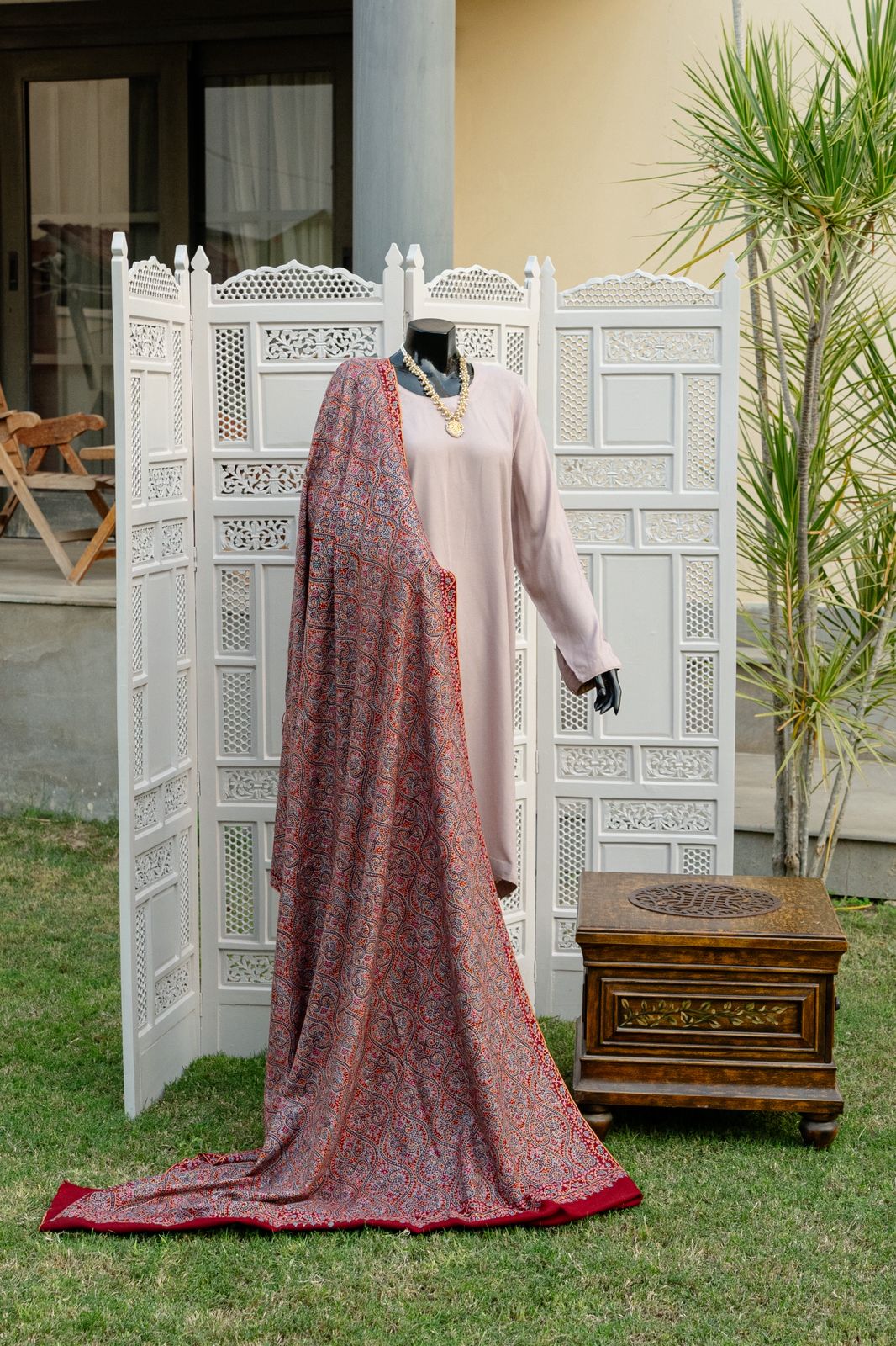 Pure wool pashmina shawls