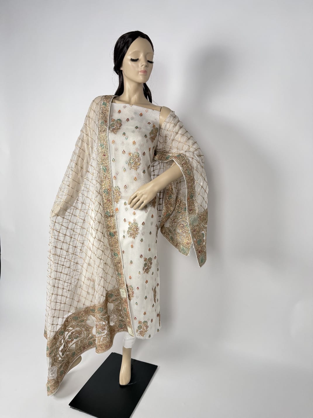 chiffon zarri embroidery