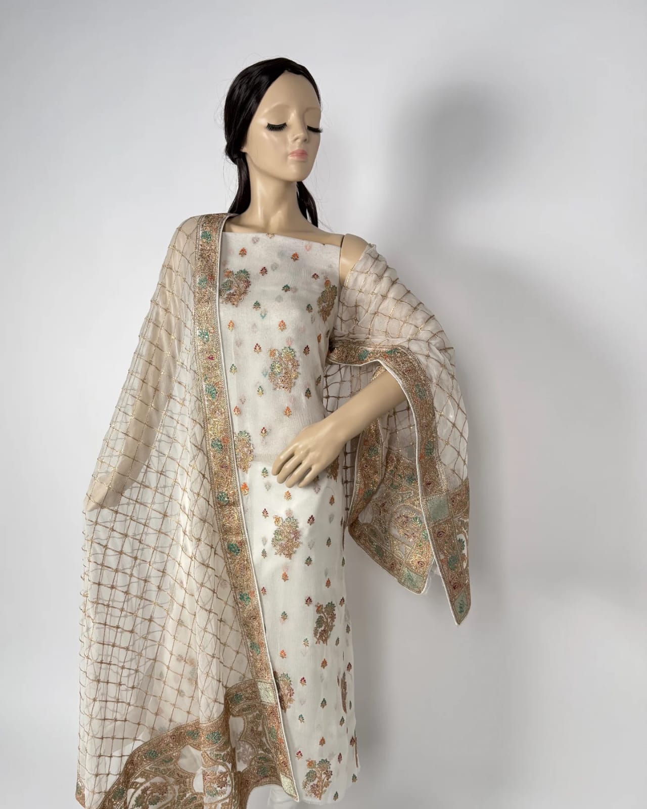 chiffon zarri embroidery