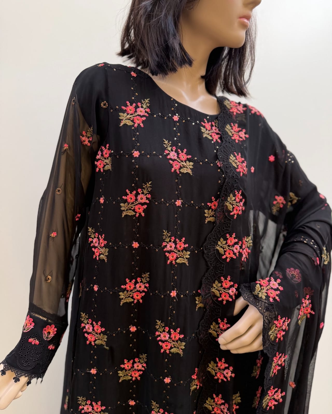 chiffon embroied by nur